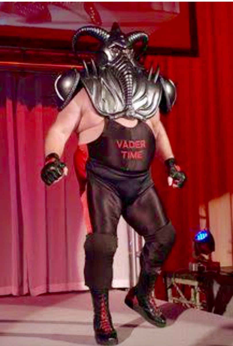 Zet ビッグバン ベイダーってむちゃかっこいい名前よな 外国人レスラーで1番好きだったかも