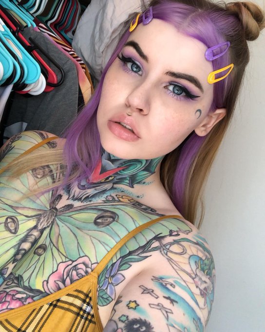 🌙💟 https://t.co/NZ99uhZoFo