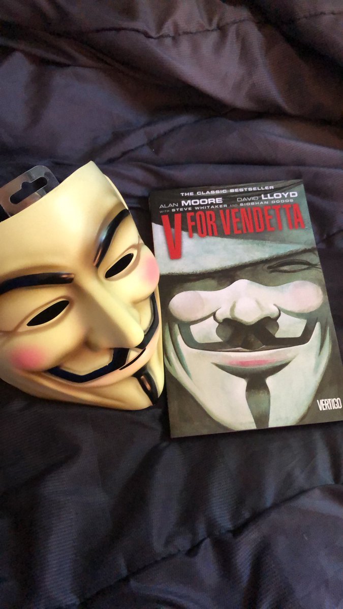 thumbspazm's tweet photo. So excited to read this #graphicnovel classic!! Arrived yesterday(w/mask)It will be my first official Alan Moore read as an adult! My #comiccollection now consists of #vforvendetta #preacher #chasingdogma and #clerksthecomicbook Slowly trying to get back my childhood collection! https://t.co/cost3b2Nu8
