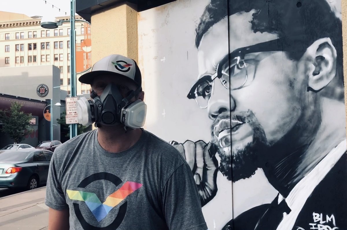 RS21smarter's tweet photo. Have you checked out the new murals in #DowntownABQ yet? 🧑‍🎨🎨 Visit 4th and Central to see this artwork by Todd Hebenstreit, artist and UX designer. Local #artists have contributed their talents throughout the downtown area to uplift the vibe ✨🤩 #ABQ #Albuquerque #Artworks https://t.co/NWjX5H0uVv