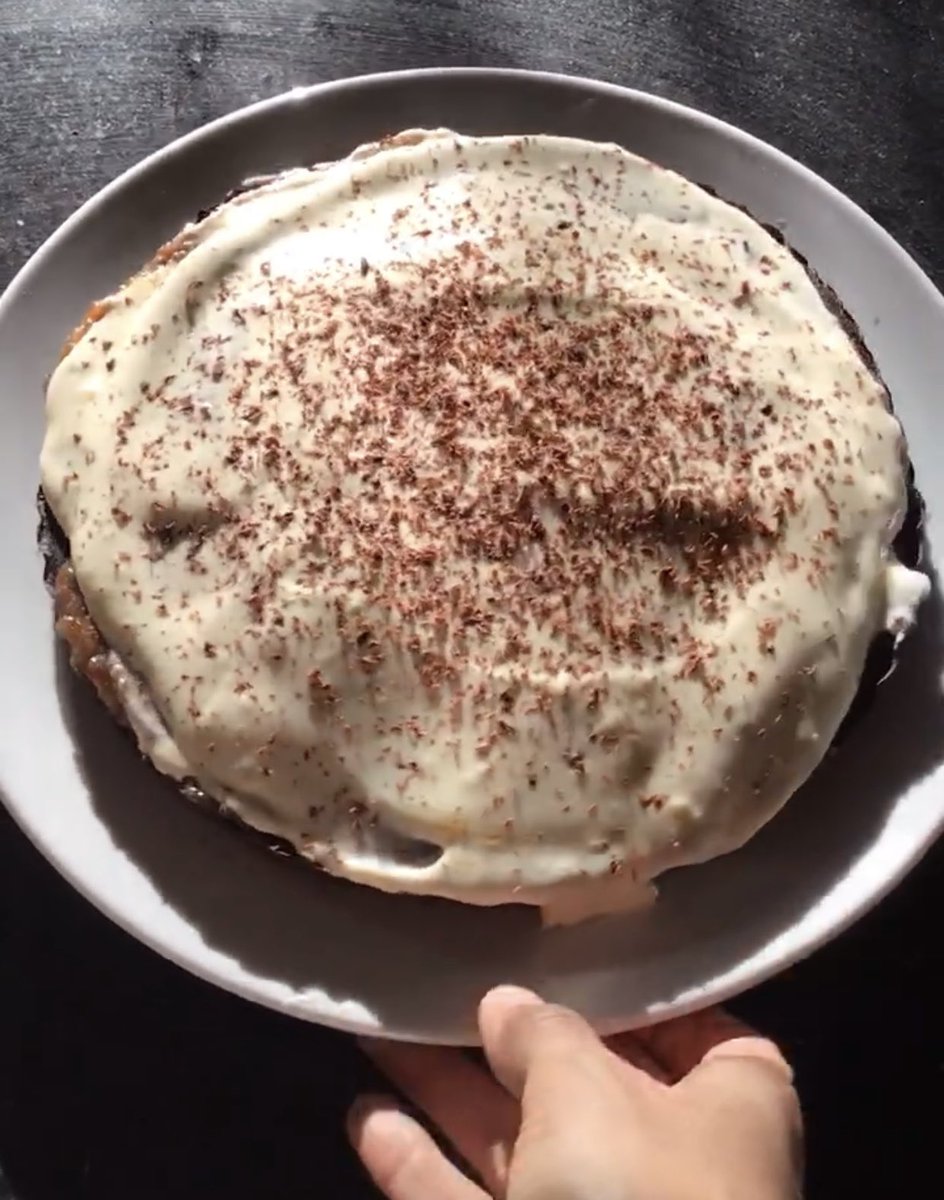 La receta de esta mega torta saludable está en mi cuenta de Instagram. Pueden pasar a chismear!