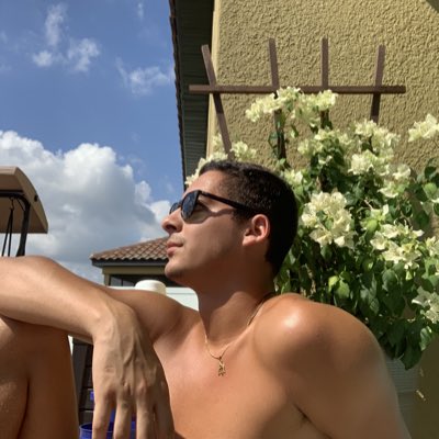 HolyDivine98's tweet photo. #NewProfilePic https://t.co/UjTqyzskBz