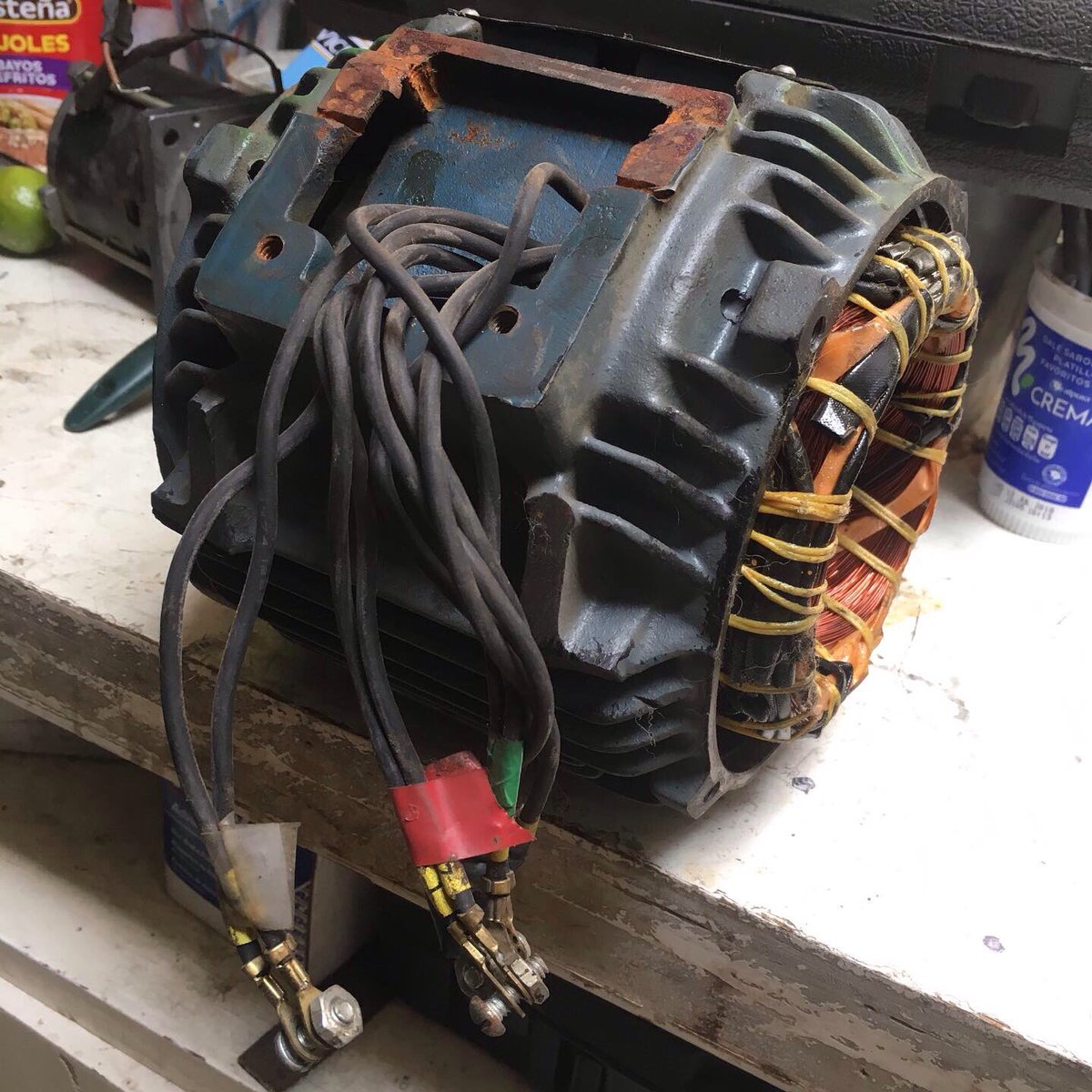 mic_industrial's tweet photo. Mantenimiento Correctivo y reconexión de Motor #Siemens tres Fases. #MIC 🇲🇽#MantenimientoIndustrial #motor #trifasico https://t.co/TPG6s9vjnf
