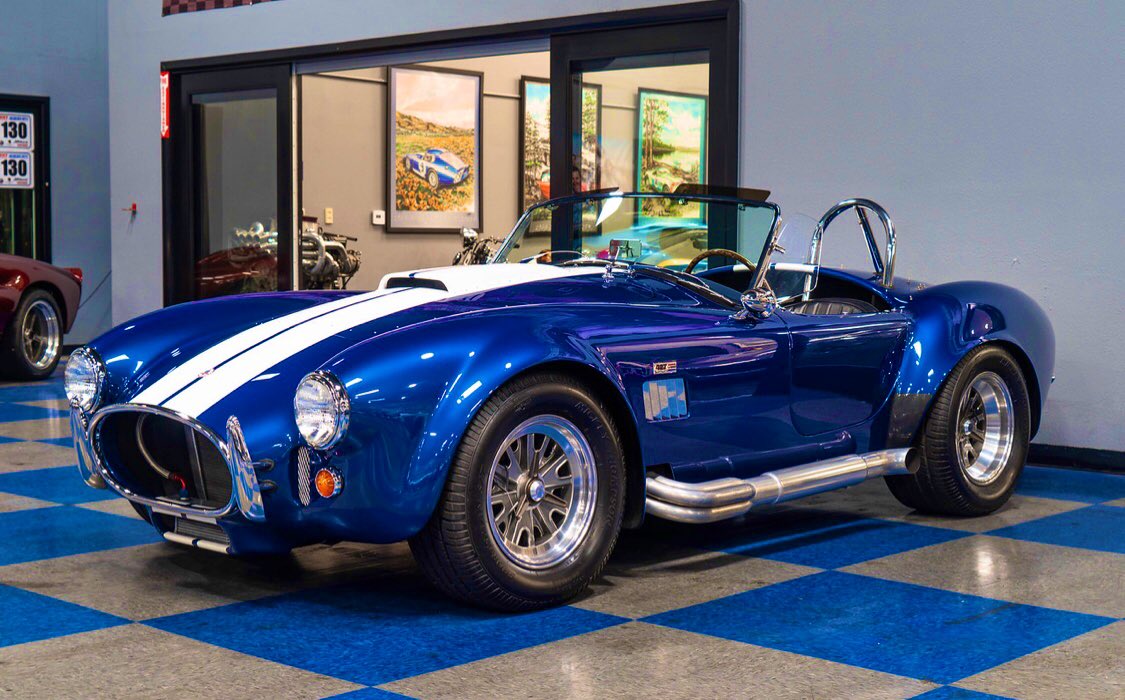 HillbankUSA's tweet photo. Pure automotive passion. Available Superformance MKIII $69,950.00 call 1-888-445-5226 #superformancemkiii #bluecar #bigblockford #funcar #fastcar #car #auto #vehicle #vintagesportscar #legendarycars #dreamcar #cardream #performancecar #americanmusclecars #carforsale #car4sale https://t.co/zzvTk08ZNf