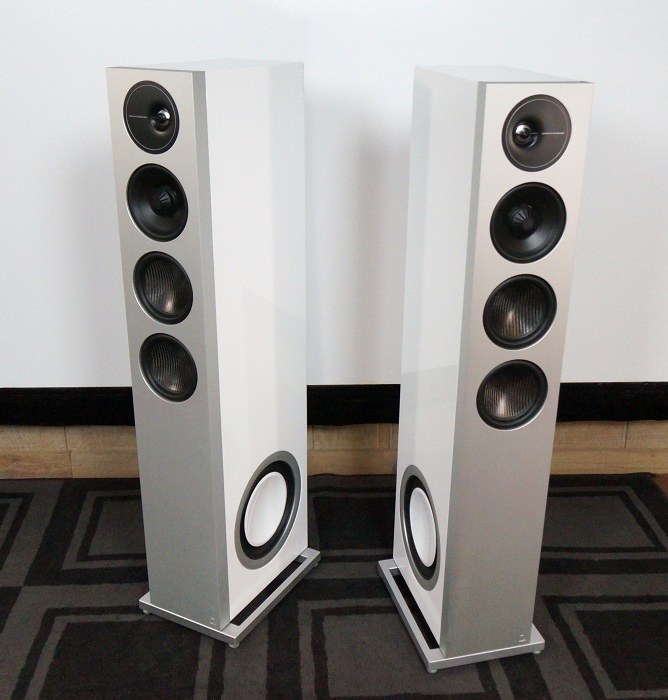 def tech outdoor speakers