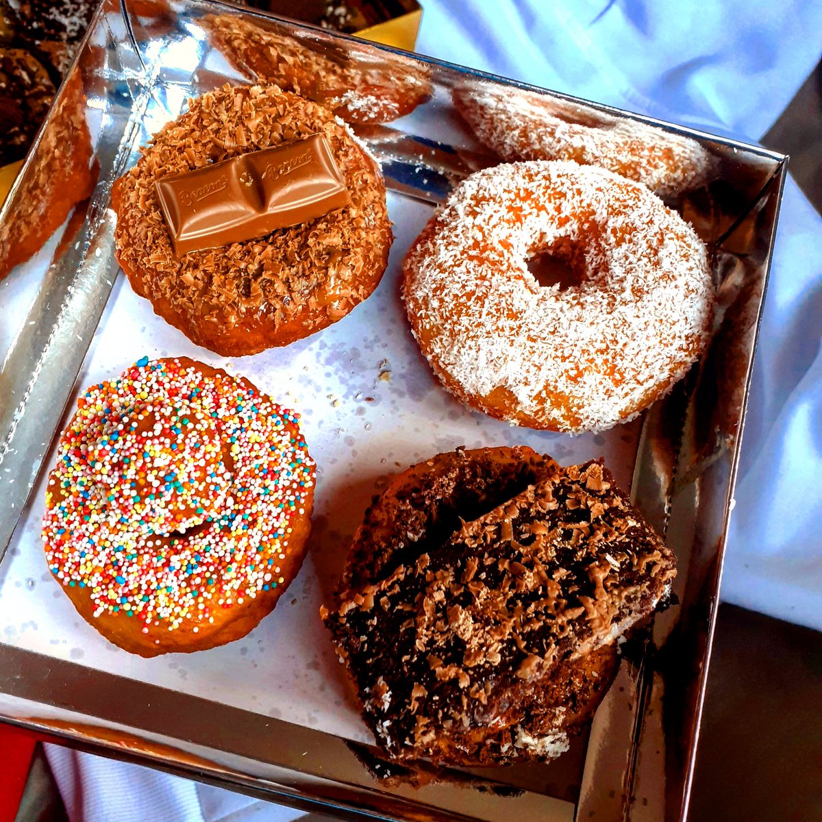I'm fundraising towards building and owning my own restaurant.  I know selling  doughnuts, brownies and  other baked cookies might not seem enough to raise enough capital needed but then this is a start.  For those around  Pretoria  I got you covered with some nice shandis..
