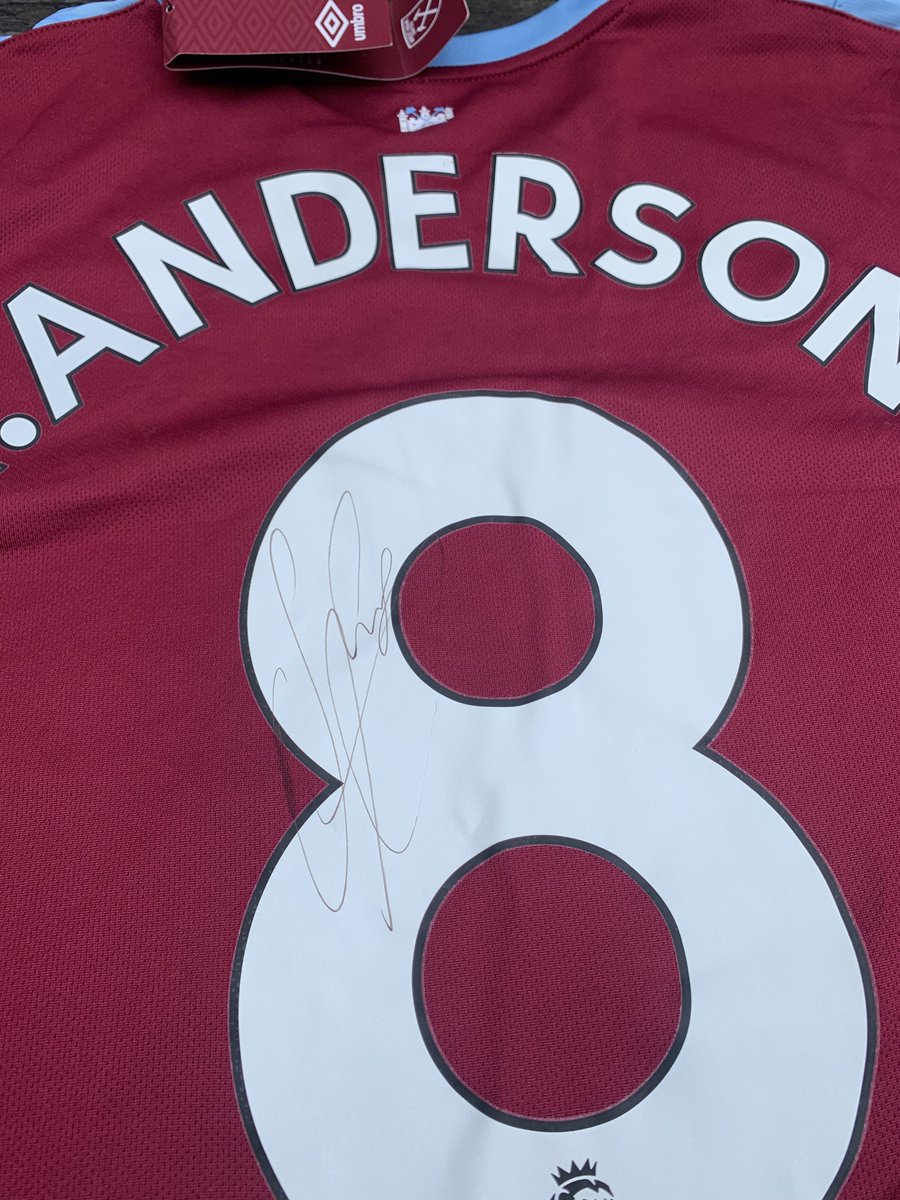 NicheSolutions1's tweet photo. WIN A @WestHam SHIRT SIGNED BY FELIPE ANDERSON  
@F_Andersoon

To enter the prize draw, just follow @NicheSolutions1 + RT

Lucky winner to be announced next week!

NicheSolutions are leading suppliers of brewery essentials, and are proud sponsors of @westhamwomen

#WHUFC #COYI https://t.co/PJ9aV3Jvml