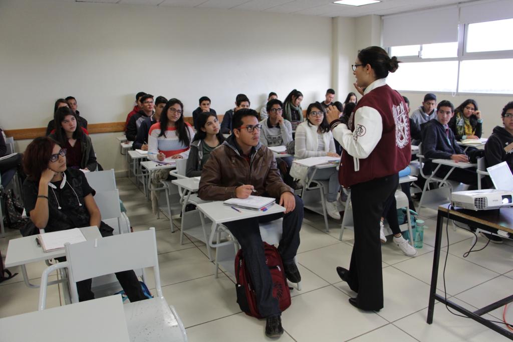IPN_MX's tweet photo. #ComunicadoIPN 🗒️ Impartirá IPN cinco nuevas carreras técnicas de nivel medio superior 

Más información ➡️ https://t.co/CWeACAlSW6 https://t.co/r0OzNQ01Tq