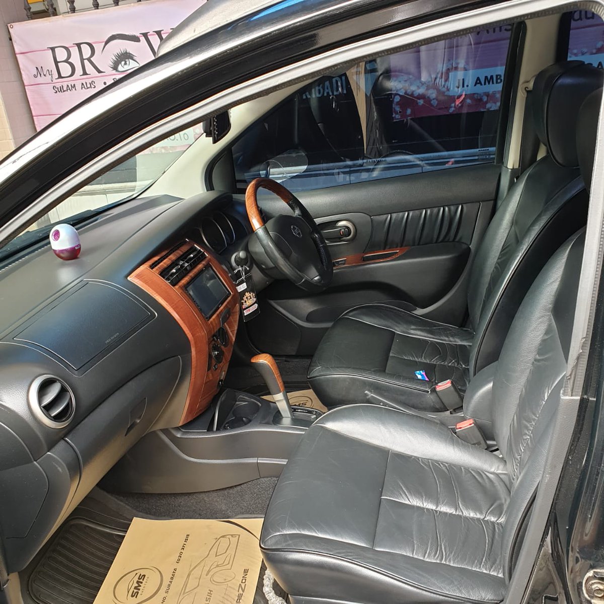 MerrieOctaviani's tweet photo. dijual:

Nissan Livina tipe ULTIMATE
2012
AT
Hitam
KM 116.000
Jok Kulit

PM for Price https://t.co/ViBfpXY2HI