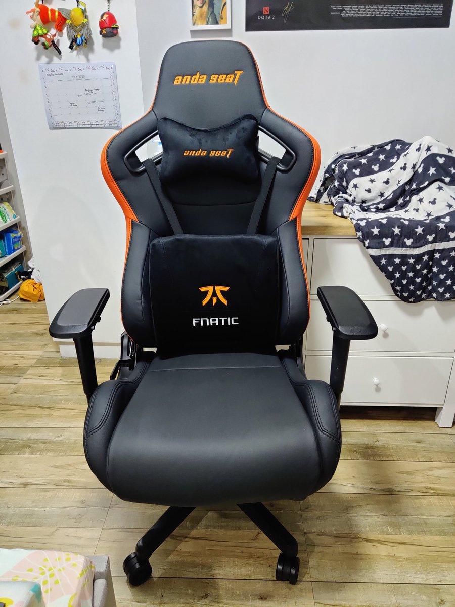 New gaming chair! Thanks <a href="/andaseatchair/">AndaSeat</a>