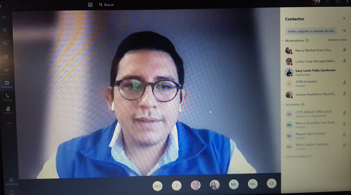 EducacionZ5_Ec's tweet photo. #AprendemosJuntosEnCasa | El Coord. Zonal, @garypulla junto a Carlos Barragán, asesor Educativo, mantienen un dialogo virtual con representantes de medios de comunicación, el objetivo es evaluar las acciones que se ejecutan en beneficio de la comunidad educativa. #SíALaEducación https://t.co/95Hrl4RjQB