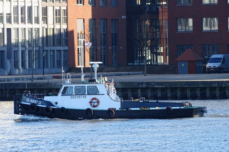 MullerDordrecht's tweet photo. In the Spotlight📸| En Avant 12 - Tug & Pushboat
✅Length: 14.62 m
✅Breadth: 4.28 m
✅Power output: 425 HP – Caterpillar
✅Harbour Towage | Salvage | Icebreaking | Crew Tender
✅Flag: 🇳🇱
#mullerdordrecht #pushboat https://t.co/aLvOpnNYWJ