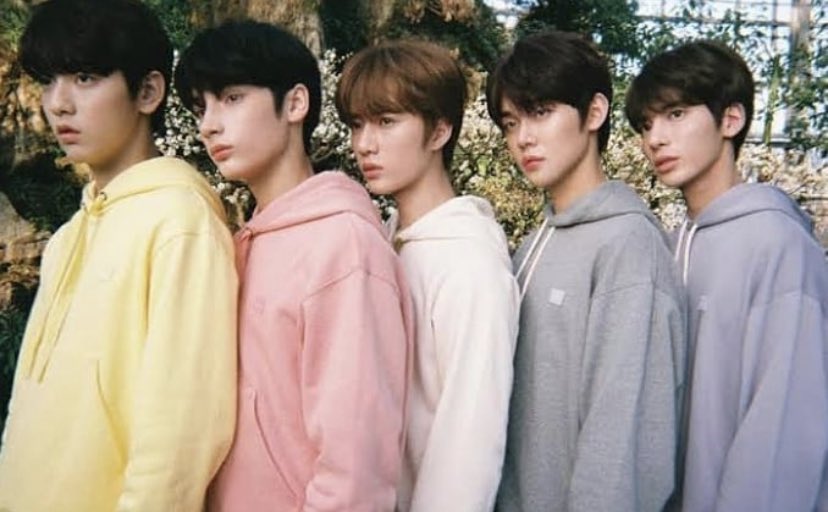 castlebylerz's tweet photo. AND COUNTINGG.....
#오백일의_원드림_함께하자
#500DaysWithTXT
@TXT_members @TXT_bighit https://t.co/lQzAuHvC9Y