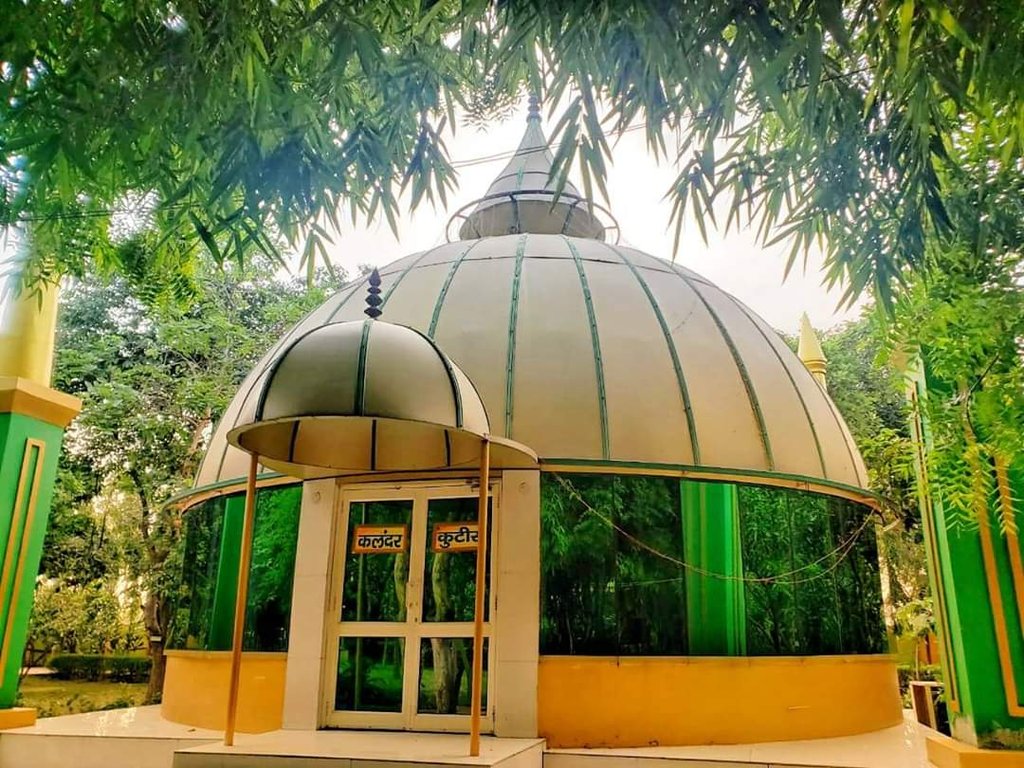 sgdharaofficial's tweet photo. Sufi Darbar is a precious experience #BeyondThisWorld & #Words๐
Such are the blessings of Sadguru that even #Online we feel as if we are in #QalandarKutir of #OND! ๐
We heartily welcome you ๐
โ16 July
โ9.15-10.00 PM
โTo Book๐9671400193/6 or Visit https://t.co/hvigC4Uxw6 https://t.co/1TT4IFa2gM