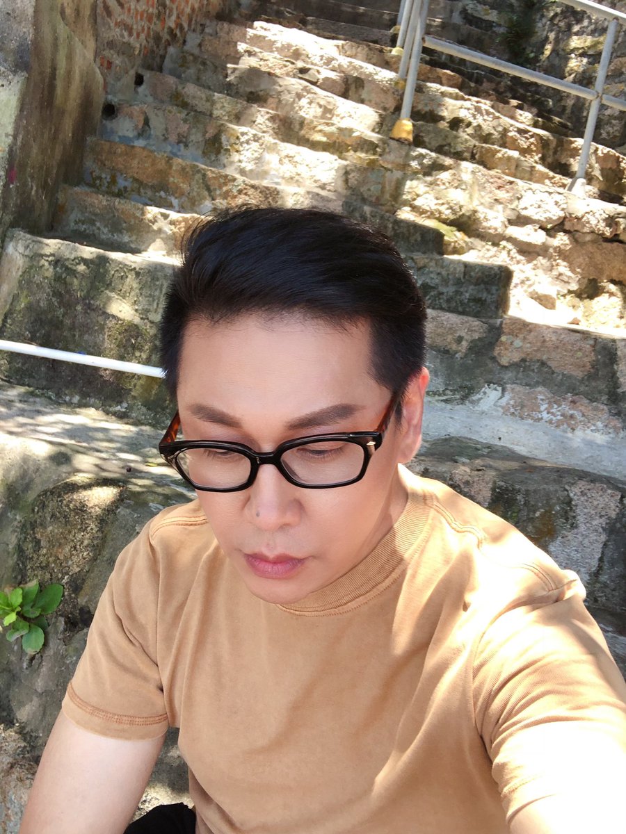 johncorcolon's tweet photo. I think it’s very healthy to spend time alone. You need to know how to be alone and not be defined by another person. https://t.co/LE8w0diiuj