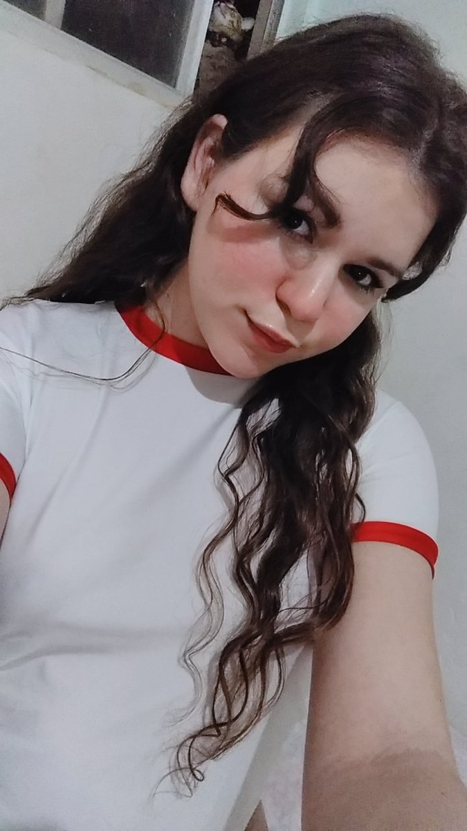 _lazzy_angel's tweet photo. Oii bbs, desculpa por estar um pouco ausente aqui '~' seu ❤️ e seu rt ajudam muito meu trabalho haaaa https://t.co/Gt9AtATCx2