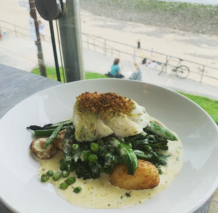Thank you to swaleslockdownopening on IG for joining us on the outdoor terrazza and sharing these mouthwatering pictures 🙏 

Thank you to all our guests that have visited so far this week, often braving the rather unusual July elements.

#langland #alfrescodining #terrazza