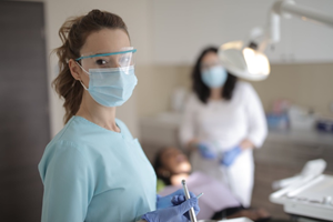 uponline_dm's tweet photo. An ADA-supported study by two North Dakota dental professionals showed that proactive dental case management reduces the need for more costly future treatment for high-risk low-income children by promoting the prevention of dental disease. - https://t.co/T3sl35Wv8q

#dentalnews https://t.co/31GqCyXzYr