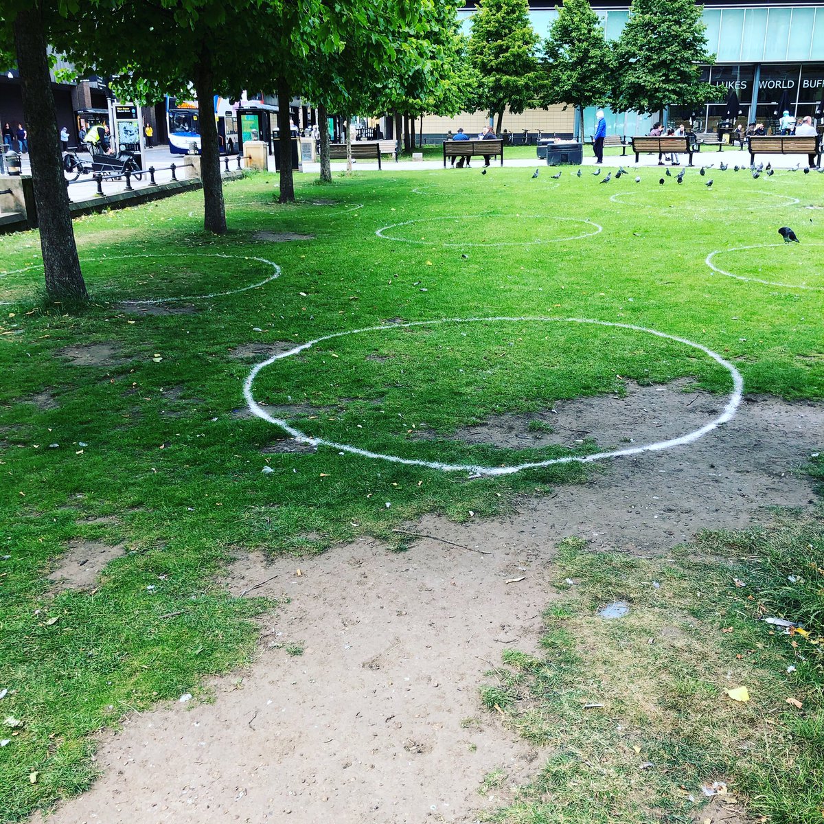 Social distancing grass circles #oldeldonsquare #newcastlecitycentre #thetoon