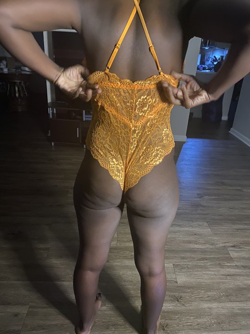 1 pic. I love 🍊🍊🍊🍊, and Daddy Loves 🍫 🎂.
https://t.co/hWt9D9FsXk 

60% off Limited Time sale only $3