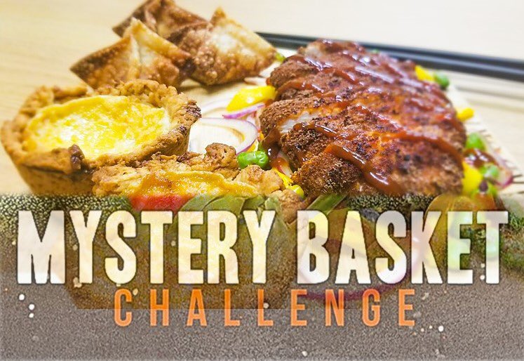 LewisDining's tweet image. Lewis Dining Challenged 4 students to make a dish with 5 mystery ingredients! Chicken, buttermilk flour, edamame, pina colada mix, and fried Mac and cheese!
Like this post to Vote for Contestant #3 with their East Asian Bento!