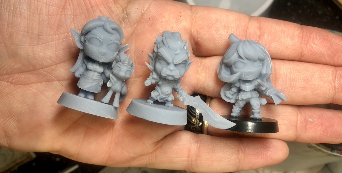 Metalhead_Minis's tweet photo. Thx to those who joined us for #twitchtuesday and #metalmornings had fun working on some @MidKnightHeroes @warcradlestudio and some minis that came in the mail thanks to being a patron for @artofmikedisney Thx to @orthoberstudio for the raid as always π. https://t.co/1zd58THj8A https://t.co/Rcvtzs5oLG