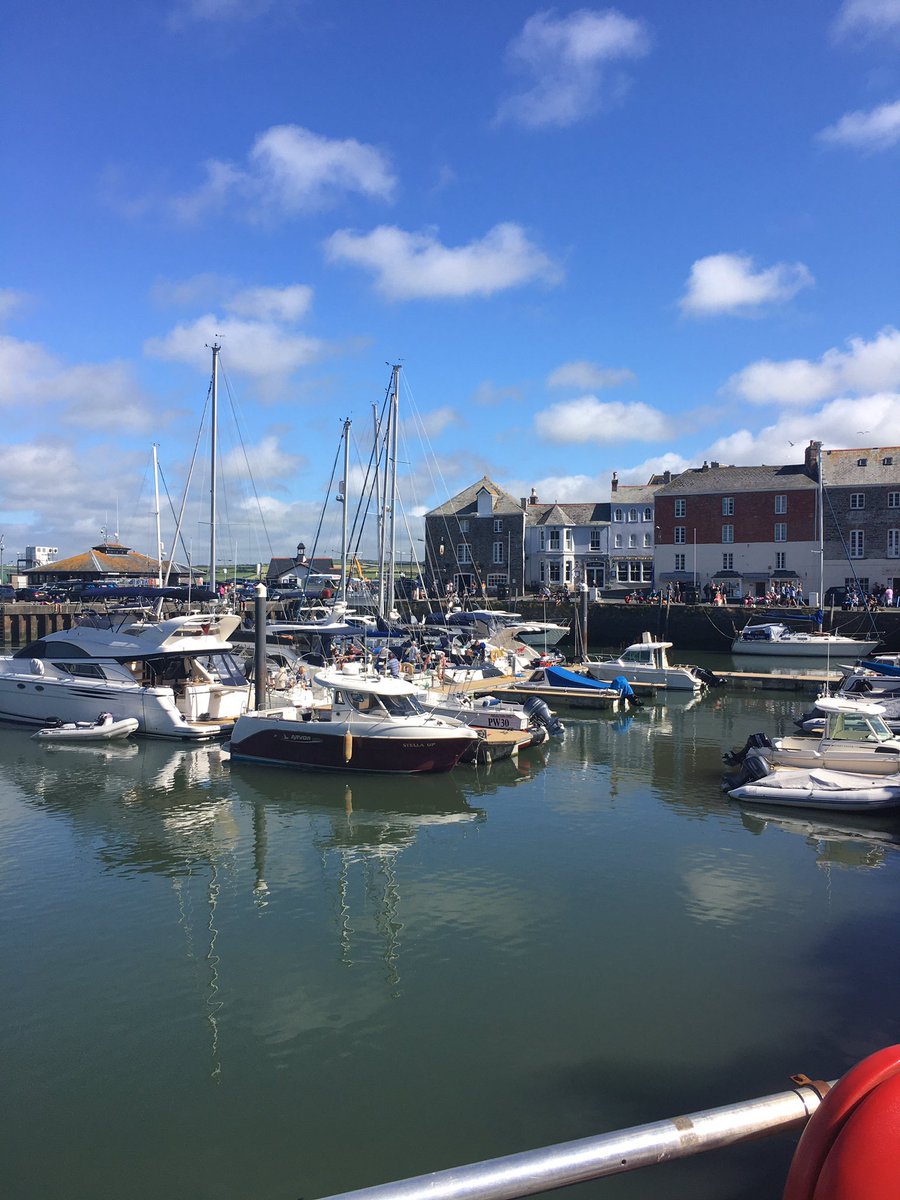 TonyHisted's tweet image. A perfect end to the day, good to be back in #Padstow
