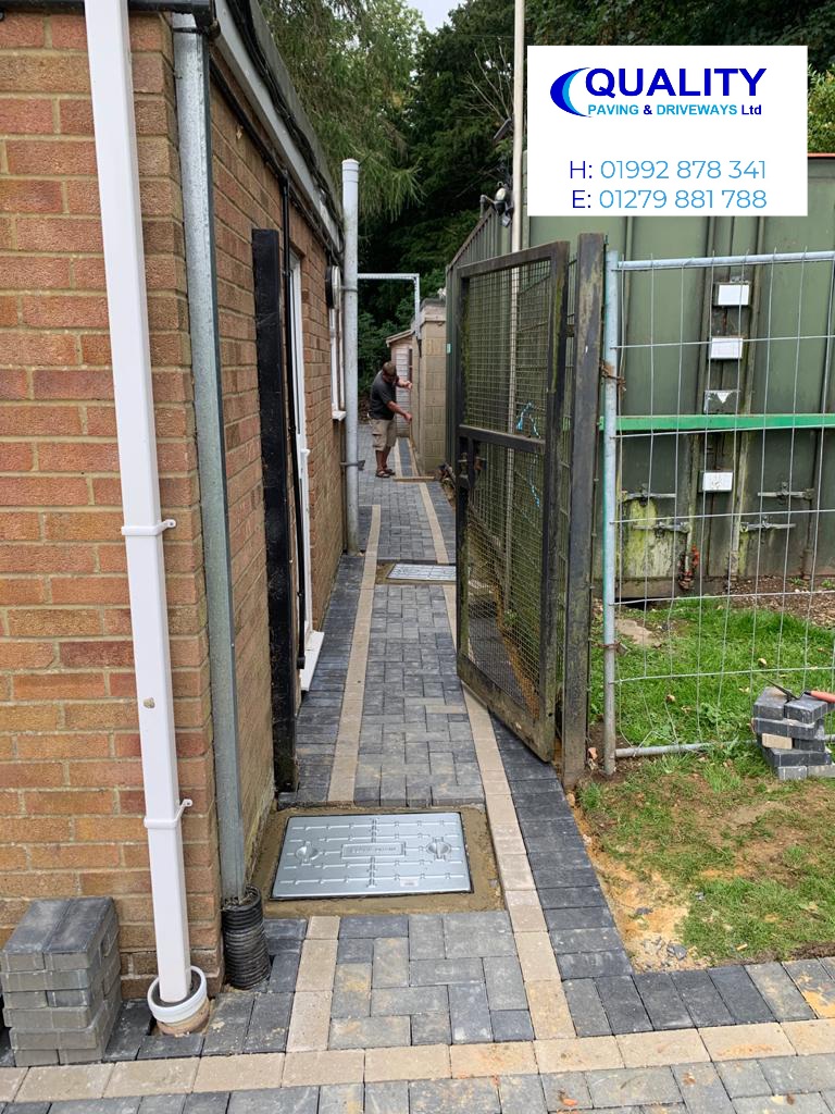 HoddyCCOfficial's tweet photo. End of Day 3 for #projectpatio π·ββοΈππ§
Looking real smart now.
Thanks to our friends at Quality Paving & Driveways Ltd who lay just over 7500 patio stones today.
#grafters #finishingtouches https://t.co/FmP9EGn6N9