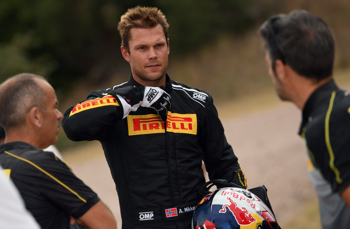 AM89news's tweet photo. #andreasmikkelsen #wrc @OfficialWRC @redbullmotors @pirellisport #pirelli #rally @CitroenRacing @ompracing @redbull #test #fightbacktowrc @GoPro #citroen #c3 #sardinia photos by pirelli (⬇️) #mikkelsen https://t.co/h2MfNrmG9t