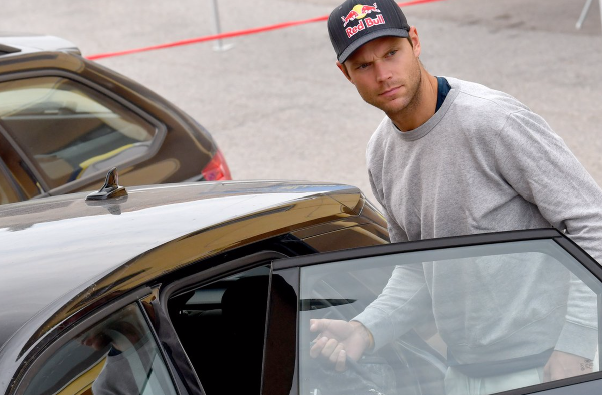 AM89news's tweet photo. #andreasmikkelsen #wrc @OfficialWRC @redbullmotors @pirellisport #pirelli #rally @CitroenRacing @ompracing @redbull #test #fightbacktowrc @GoPro #citroen #c3 #sardinia photos by pirelli (⬇️) #mikkelsen https://t.co/h2MfNrmG9t