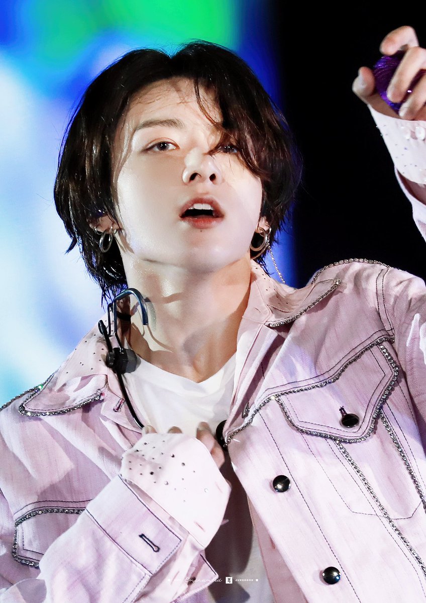 jungkook pics tweet media