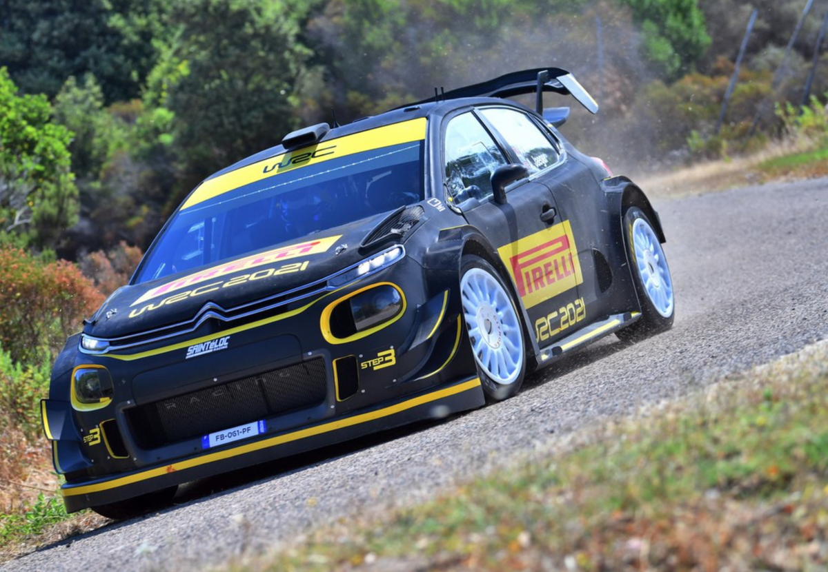 AM89news's tweet photo. #andreasmikkelsen #wrc @OfficialWRC @redbullmotors @pirellisport #pirelli #rally @CitroenRacing @ompracing @redbull #test #fightbacktowrc @GoPro #citroen #c3 #sardinia photos by pirelli (⬇️) #mikkelsen today on tarmac https://t.co/bg22HXkwRg