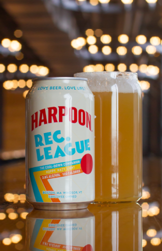 MABrewersGuild's tweet photo. Need a little revitalization after a workout? Look no further than @harpoonbrewery's Rec League, hazy pale ale filled with fiber-rich chia seeds and B vitamin–packed buckwheat, as well as filled with electrolytes. Now that's a well-deserved treat! https://t.co/cqaeJuZTV6
