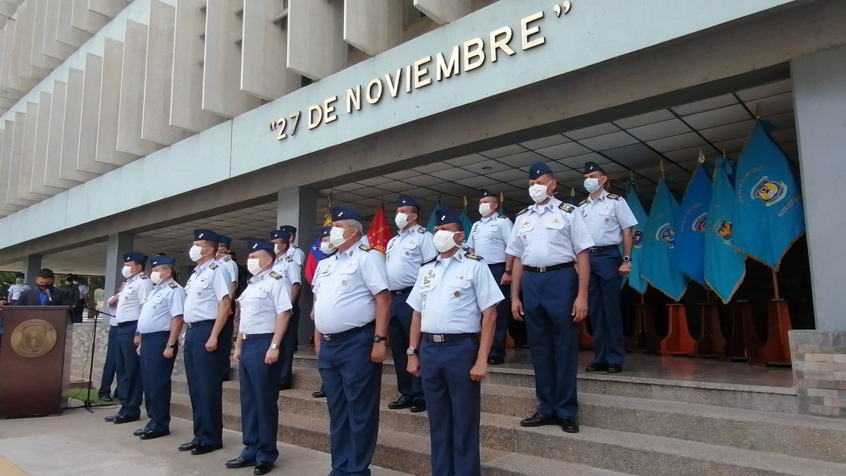 En nuestro emblemático edificio "27 de Noviembre" de la COGAVIA, ratificando el compromiso con la Defensa Integral de la Patria, a través del acto de Reconocimiento y Ratificación del @EmgavAmb, <a href="/AmbInspectoria/">InspectoriaAMB</a> y Direcciones del EMA de la <a href="/AmbFanb/">AMB_FANB</a> ¡Venciendo por Venezuela!
