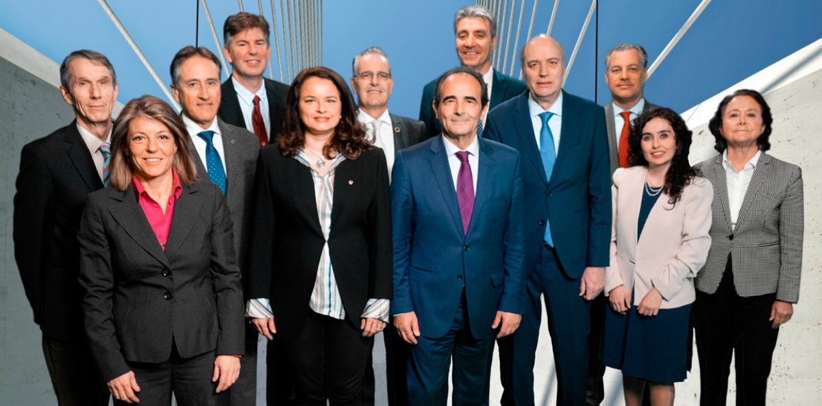 Colegiocaminos's tweet photo. ¡El @Colegiocaminos tiene nuevo Presidente!

@MA_Carrillo_S, su Vicepresidente, @RicardoMdeB y su equipo de Junta de Gobierno se han impuesto a los otras 2 candidaturas.

Escrutinio 100 %

Aquí puedes consultar los resultados --> https://t.co/5Nbf8J68oY https://t.co/5SgVqQHSHn