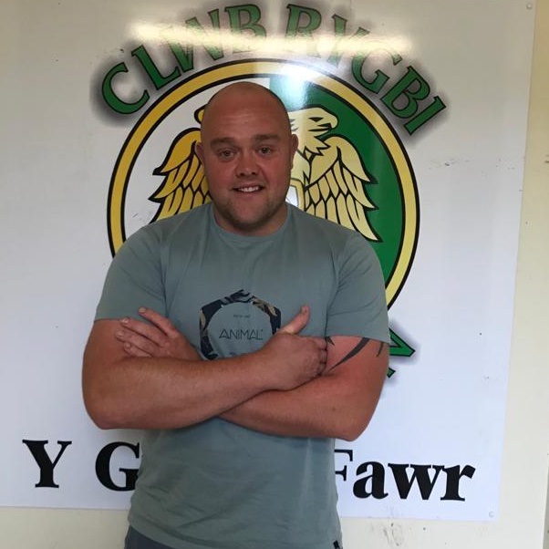 💚🖤NEW SIGNING💚💚
Our next signing of the season is 
John James from Tycroes RFC. John has years of experience playing in Division 1 with Tycroes and Cwmllynfell RFC and will bring some extra grunt into the boiler house. Welcome on board Frog.
  #vivabrynamman #greens 🐸🐸🐸🐸