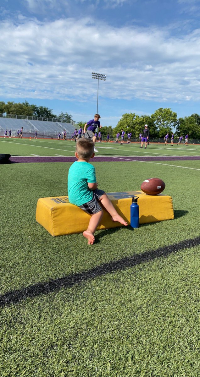 RyanLuethje's tweet photo. Little Man got his first dose of football practice today! https://t.co/wkoferw72v