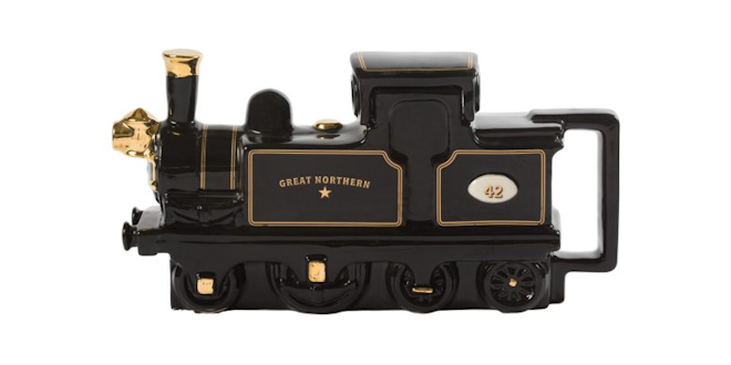 StokeArtPottery's tweet photo. Hi Everyone #GiftHour #special #offers #HandmadeInUK #Collectibles #Loco #giftideas #Train #Drivers #trainlovers #birthday #giftsforher #giftsforhim Normal Price £89.99 #promotion Price £57.99 inc UK Post https://t.co/eSK8QqnOjo https://t.co/E82veE0mVu