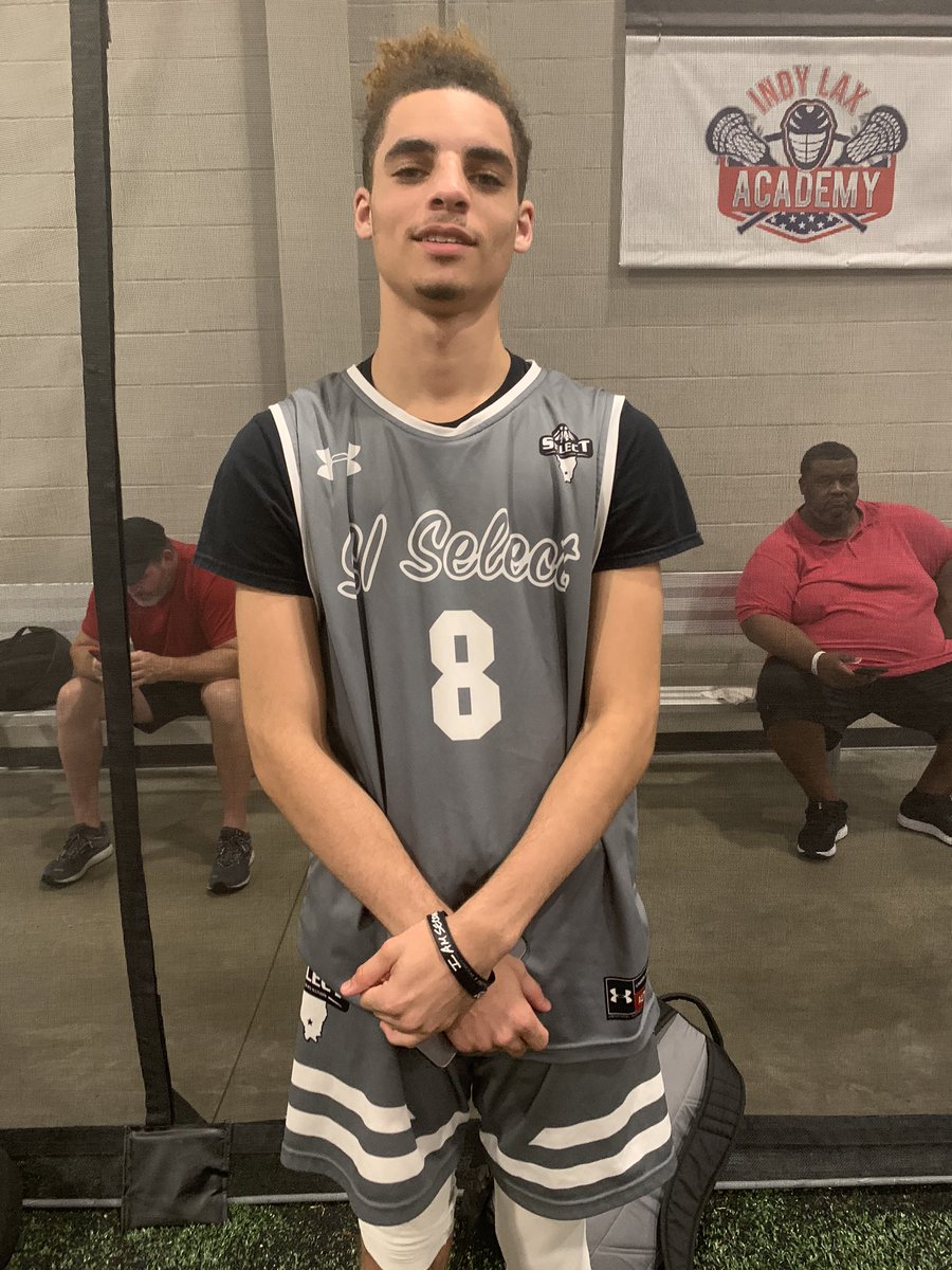 College coaches: 2021 G Eli Wilkes is a shifty, quick guard who can shoot from deep, handle the ball, create for himself and others and lockdown the ball for 90 feet. Doesn’t back down and has a winning mentality. Has played SI Select for 3 seasons! #family