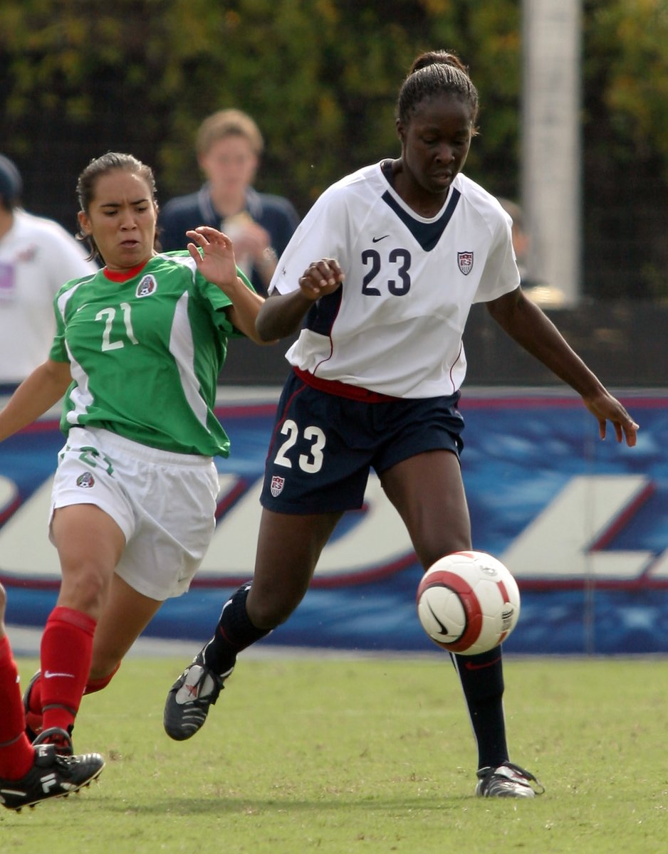 UW_WSoccer's tweet photo. Did you know @hopesolo, @TinaEllertson , @VeronicaPerez17 , @MireyaGrey, @dbondflasza  &amp; @VeronicaPerez17  all have played in World Cup games! https://t.co/RNACPTC3hI