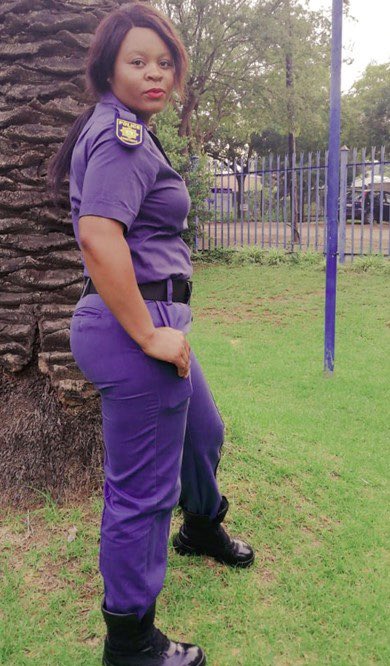 Abramjee's tweet photo. #Missing Mpumalanga police have launched a search for Constable Baswabile Mildred Silowe (26) who is stationed at Lydenburg SAPS. She was reported missing by her family yesterday. https://t.co/119EYLLaUf