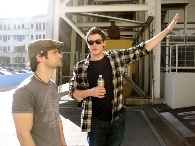 RichardKahan's tweet photo. Today is the 7 year anniversary of my friend Cory’s passing. And it’s still impossible to fathom. Here’s a pic of him showing me around the set of Glee. He was so proud. So excited. So full of light.

There is help for addiction. Groups. Hotlines. Please please get help. https://t.co/LEgYKlf3hd