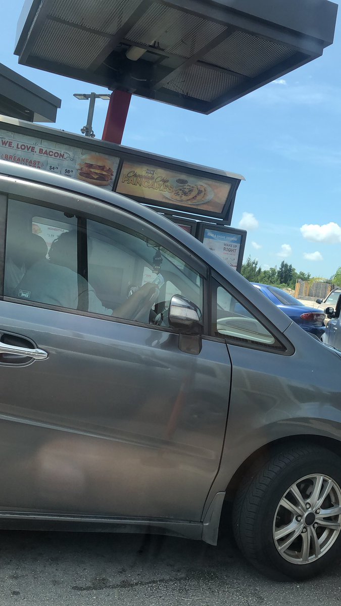 teasippity's tweet image. I’m one the Wendy’s drive and I’m not buying shit