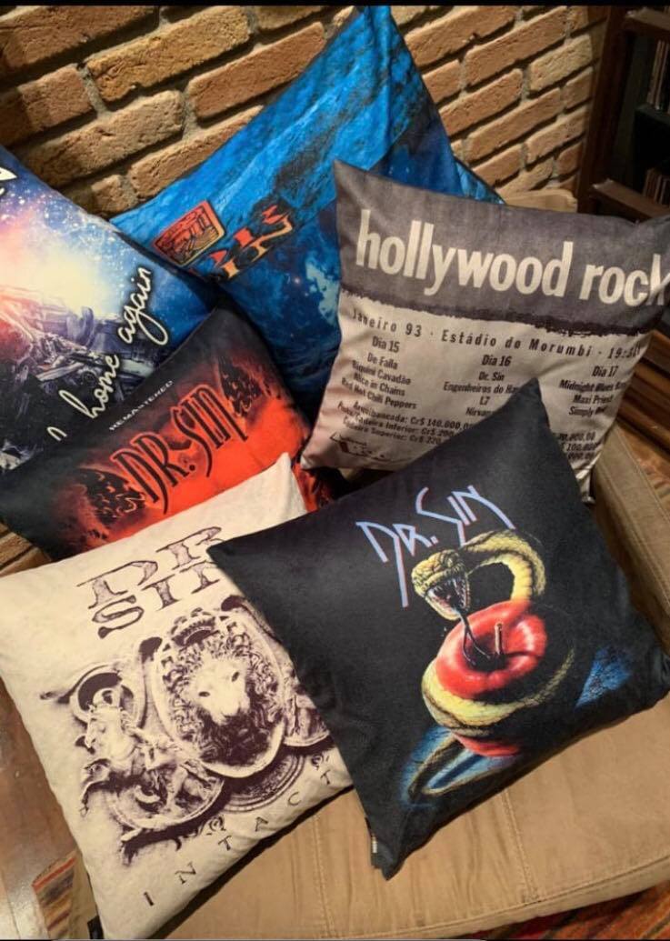 ALMOFADAS DR SIN
À venda na Rock Use
rockuse.com.br/drsin