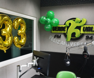 fmverdevale's tweet photo. Verde Vale continua líder em audiência e mais do que nunca, a melhor companhia!

Saiba mais ➡️ https://t.co/TPY1vBtZaj

#33anos #verdevale #emisssoraderádio https://t.co/VpQxjIILEj
