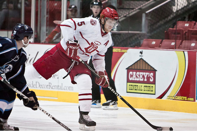 fightingsaints's tweet photo. NEW PODCAST EPISODE: We're joined today by the @USHL Director of Player Personnel and former Fighting Saint, Luke Curadi (@lukecuradi). 

Listen: https://t.co/cN8Jfe4SCO or on Spotify. https://t.co/RMfd22QAKA