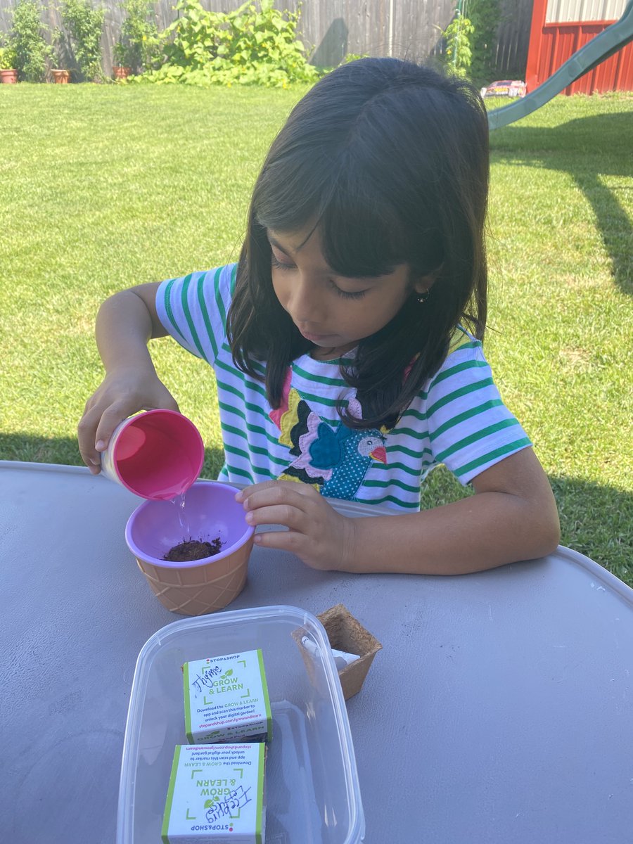 DeniseRamjohn's tweet photo. @mrsmastersonk @science_in_k @MrsStetsonsCrew https://t.co/4lYOhDQSxt
