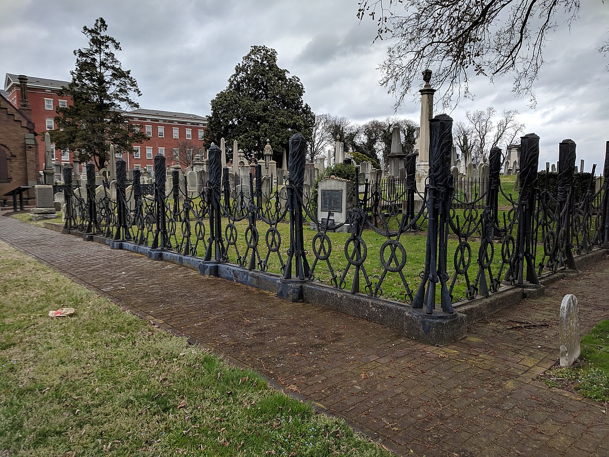 Did you all know there is a Hebrew Confederate Cemetery in Richmond VA, for Hebrew confederates who fought to keep Black American enslaved? #uncomfortableconvo