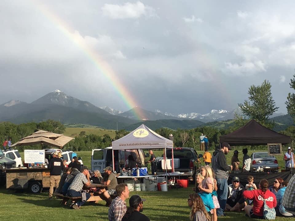 wsemt's tweet photo. Help us reach our #GiveAHoot goal of $20,000! Donate $5, $10, $15 or more to preserve Montana's spectacular landscapes for generations to come. Your support strengthens our community through programs like the Livingston Farmer's Market. https://t.co/rmWBXfps0p #giveahoot49 #wsemt https://t.co/0lOqs6fcK1