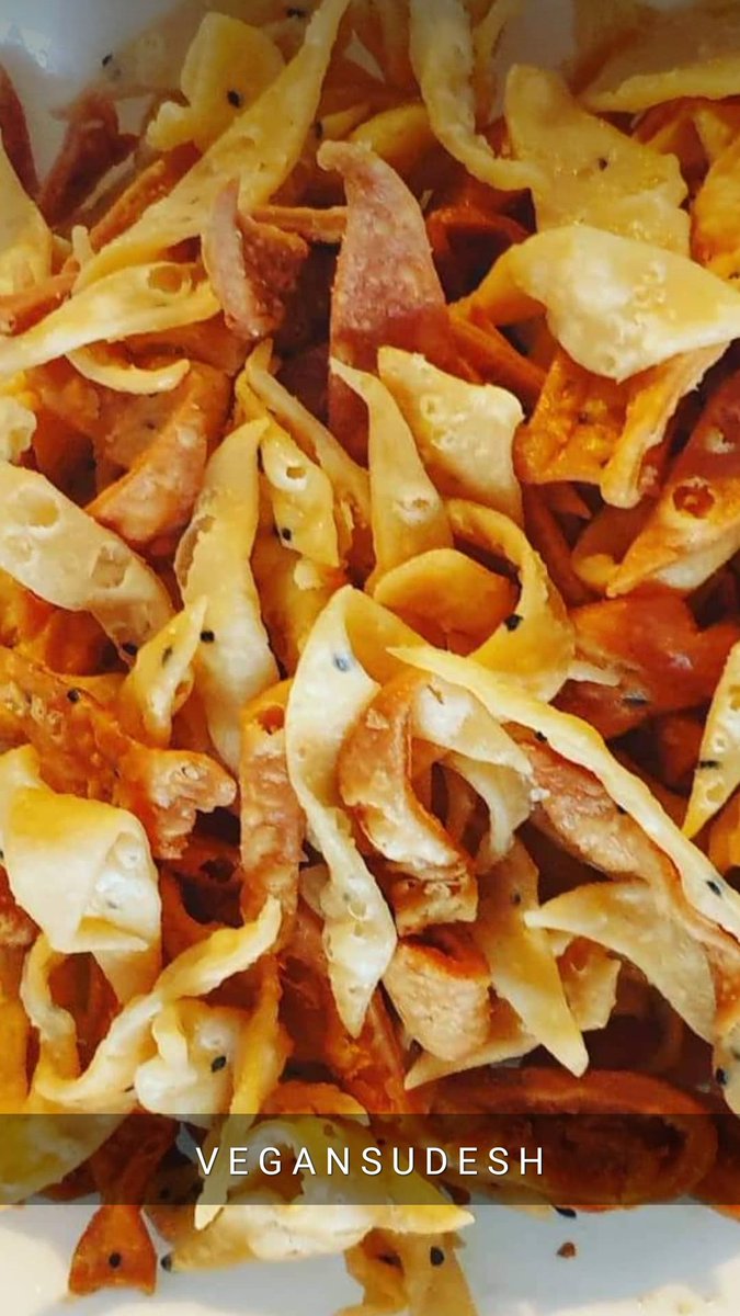 #vegan #रेसिपी #नमकपारे #वीगनसुदेश

#Recipe #Link: 
🐥🚩 facebook.com/vegansudesh

#वीगन #सुदेश #vegansudesh #sudesh #desifestival #पकवान #निमकी #नमकीन